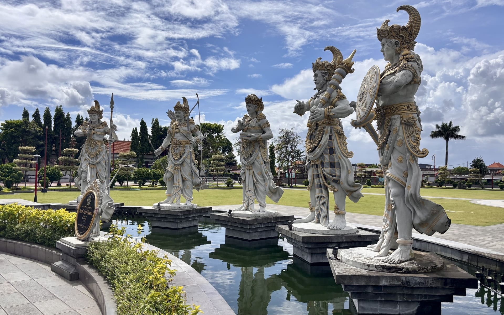 Gianyar en Bali con Jordi Atienza